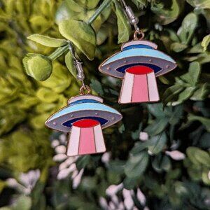 Halloween Earrings 3/$10 -🛸 UFO 🛸